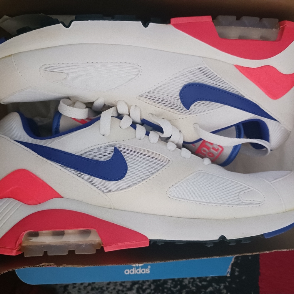 Nike Air Max 180 white, pink, blue